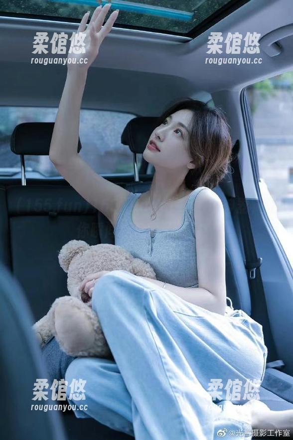 155.funapp：吃瓜神器，让你瞬间变身瓜评专家！