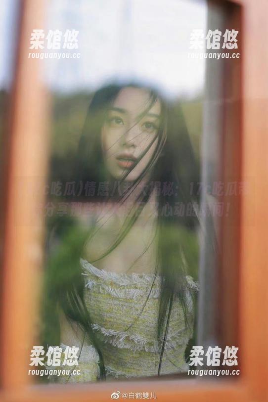 情感八卦大揭秘：17c吃瓜带你分享那些让人泪目又心动的瞬间！