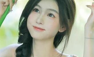 沉浸在51cg网页里，简直成了吃瓜小达人，随时随地都想来一发！