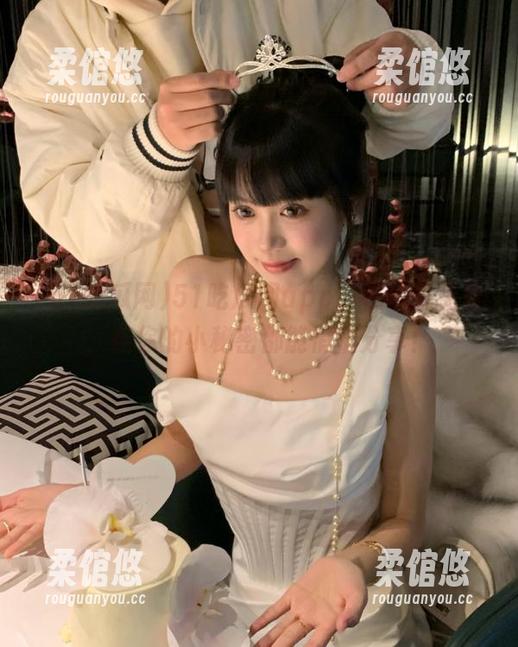 51吃瓜网app，在线看免费，连你的小秘密都能悄悄分享！