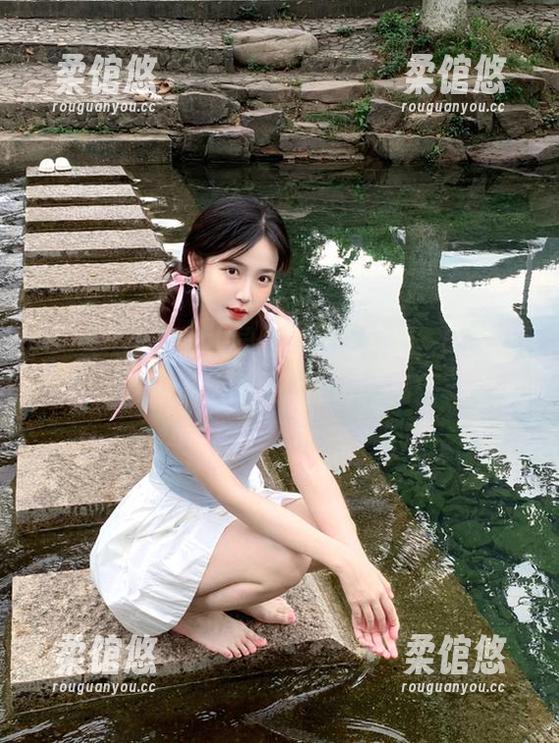 校园趣事尽在掌握，51每日吃瓜直达，让你眼前一亮！