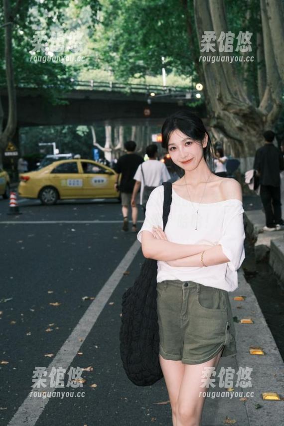 我在52吃瓜网的链接里找到了人生的小乐趣，哈哈！