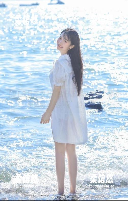 91今日吃瓜苹果版，要不要来趟‘八卦雨’的刺激？