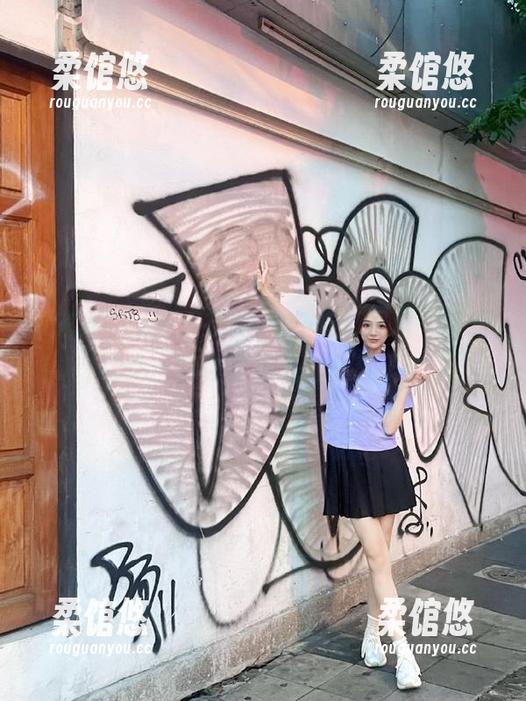 链接在此：91吃瓜黑料，绝对让你一秒钟变成八卦小狮子！