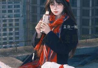去hlw官网刷新了一下，居然发现错过了一个世纪瓜，人生真是个谜。