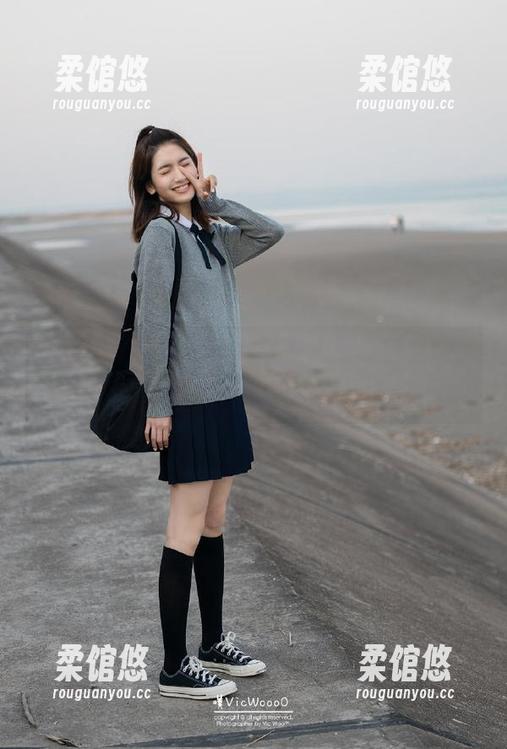 某人说hlw网址是人生必去之地，顿时我怀疑我的人生选择……