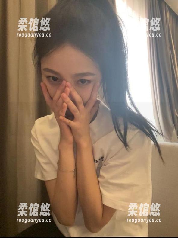 说好的zztt88.ccm网页黑料，结果我却被他的古怪习惯吸引了！