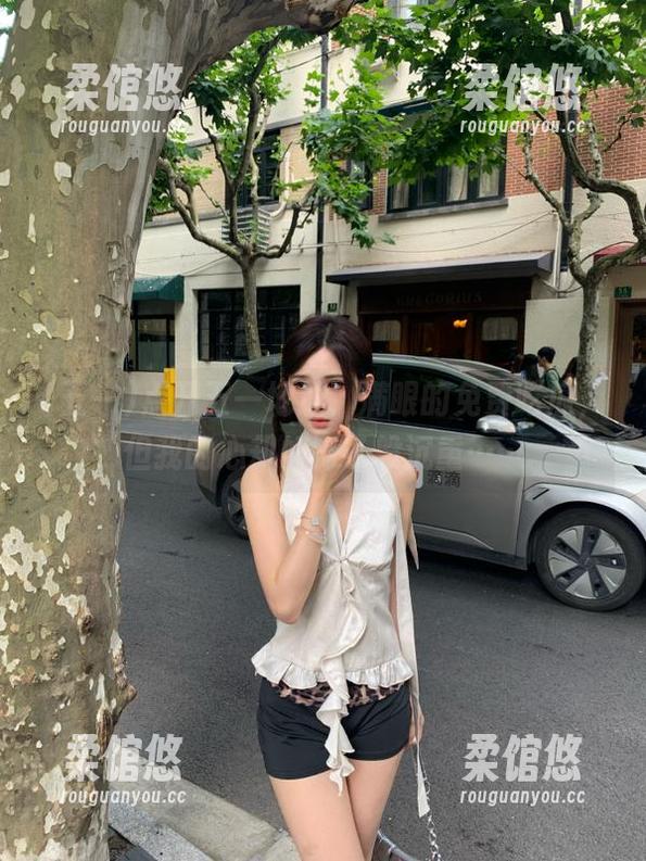 点开五一地址，满眼的免费吃瓜，但我的心却如筛子般沉重……