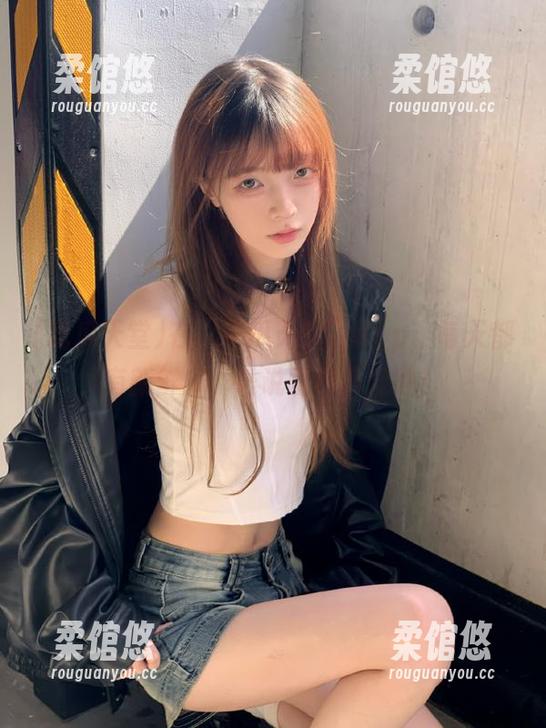 在“吃瓜天堂”app，每天都有新鲜瓜，谁说嘴巴不能晒！