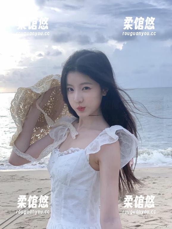 无意中下载了吃瓜网app，‘在线免费’，我有点上头了！