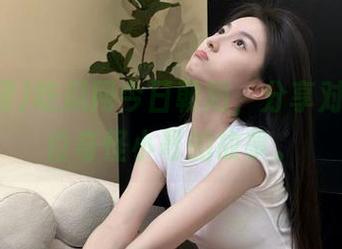 吃瓜网今日朝阳，分享对面楼那位奇怪小哥的故事。