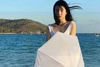 每次62吃瓜网苹果版发布最新热点，我就像追剧一样，沉浸在八卦的大海里，欲罢不能！