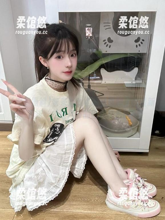 快来围观《明星黑料》的最新更新，感觉八卦的世界真疯狂！
