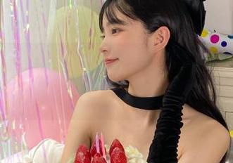 每日吃瓜：黑料是永久的，友谊具不具？你怎么看？！