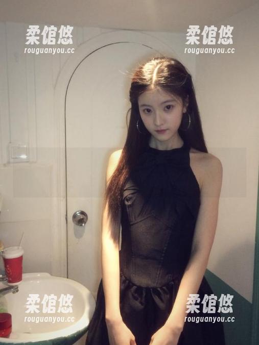 每日黑料：等你来发现的八卦入口，别说我没告诉你！