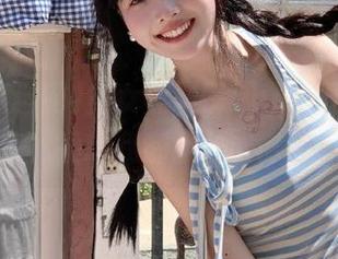 美女黑料网app，吃瓜太上头，看完我都不敢出门了！