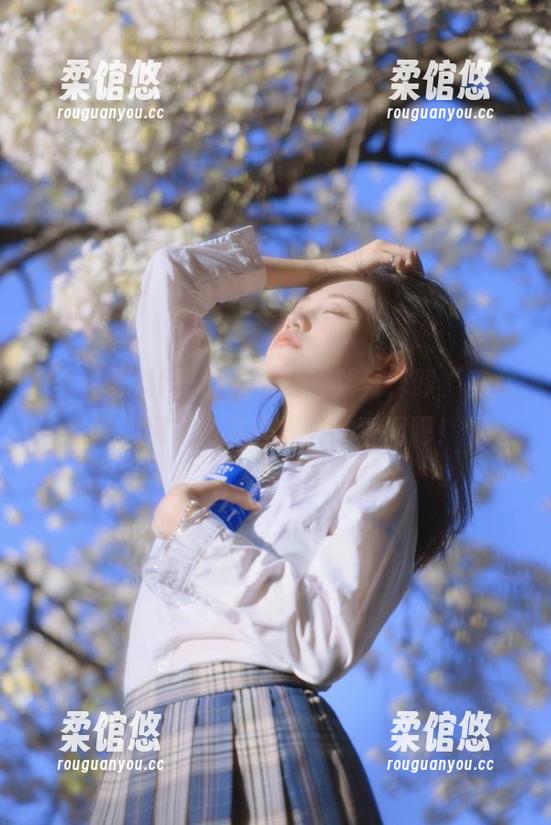 魅力与内幕共舞，跟“美女黑料网”看那些抓人的瞬间吧！