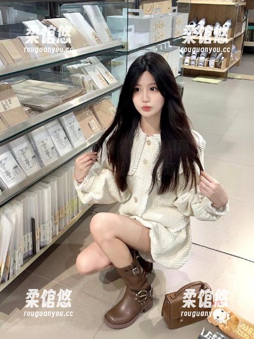 下载“美女黑料网”，只能告诉你这事儿不好说，想知道得自己看看！