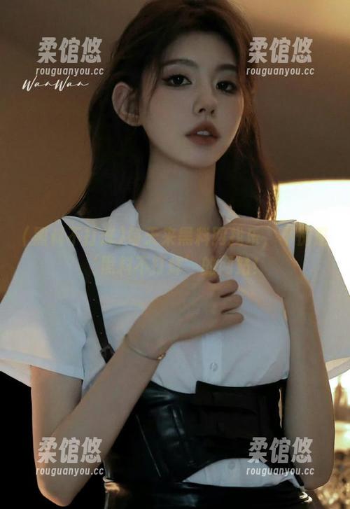 每天来黑料网找乐，不愧是‘黑料不打烊’的网站！
