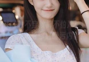 不穿秋裤不怕冷！黑料不打烊苹果版给你温暖污内容！