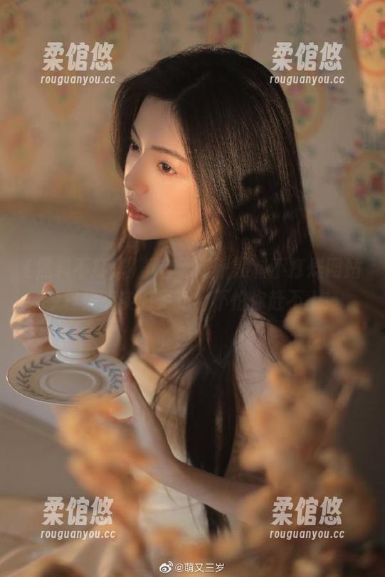 声音靠近，黑料不打烊网站今日热点实时更新，不怕你赶不上！