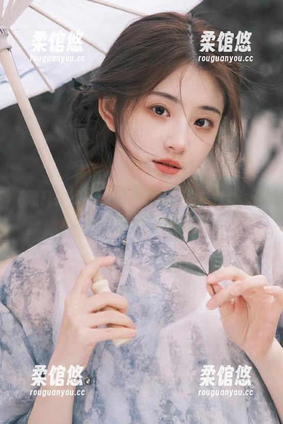更新黑料在线，最新八卦，让我满脑子都是吃瓜的画面！