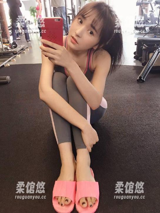 一不小心点了“黑料社”的更新，下载安装竟成了一场战斗，我放弃了…