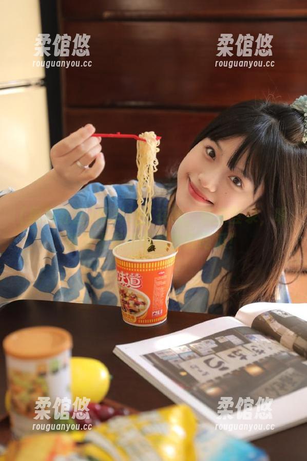 黑料社区在线：快来登录，听说今天你的邻居也在吃瓜！